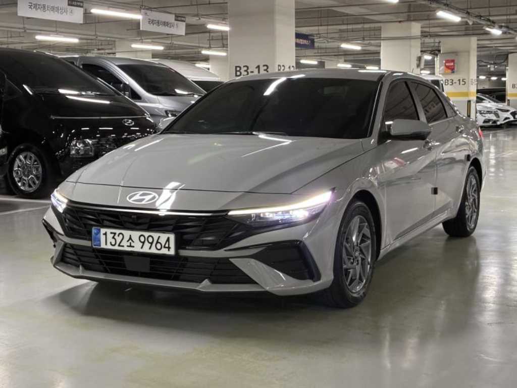 HYUNDAI Avante 2024 Gris - Importación desde Corea - HF Imports Iquique - Foto 1