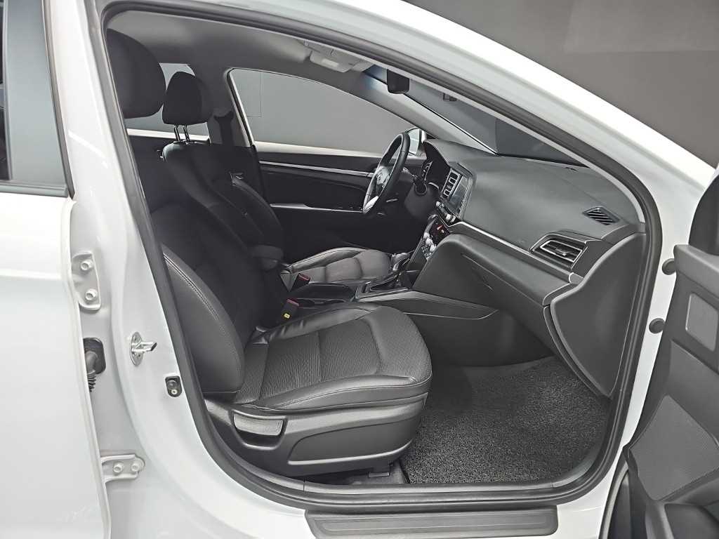 HYUNDAI Avante 2020 Blanco - Importación desde Corea - HF Imports Iquique - Foto 19