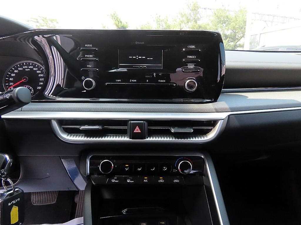 KIA K5 2023 Negro - Importación desde Corea - HF Imports Iquique - Foto 13
