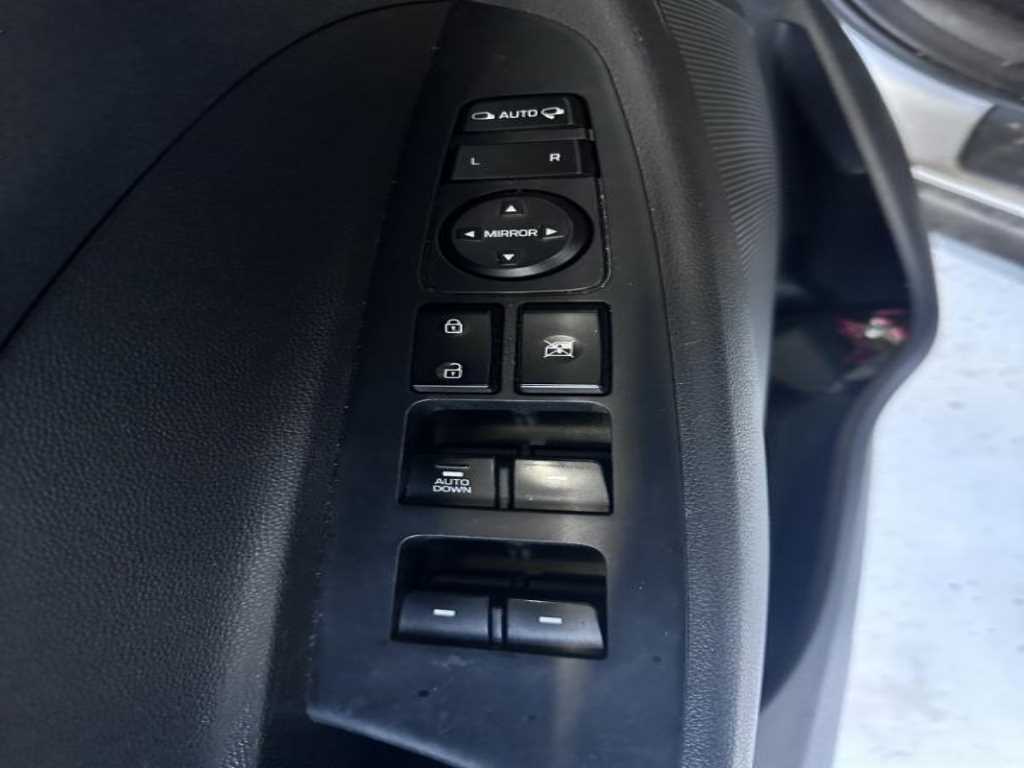 HYUNDAI Tucson - Vista 10