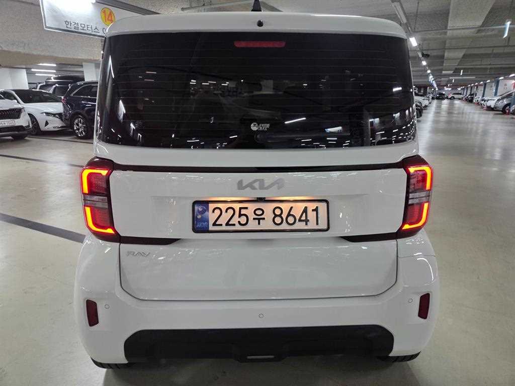 KIA Ray - Vista 5