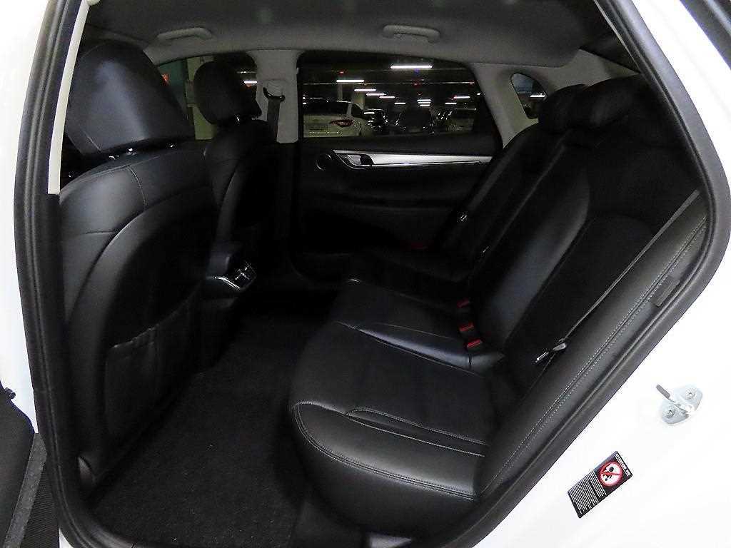 HYUNDAI Grandeur - Vista 7