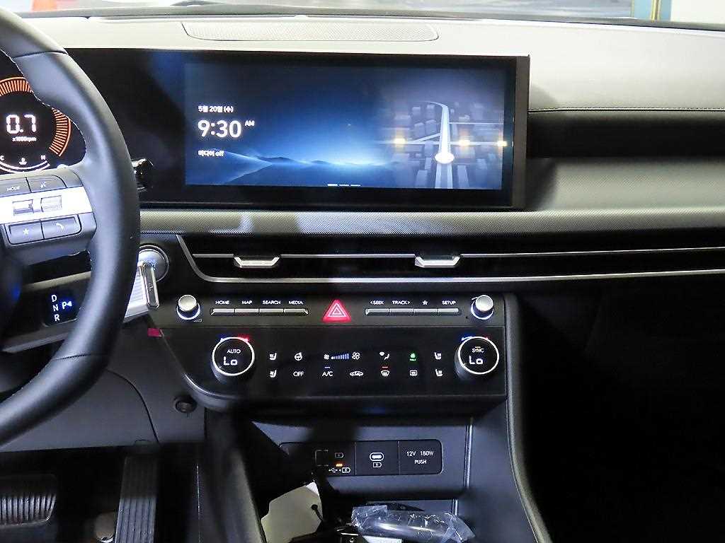 HYUNDAI Sonata - Vista 10