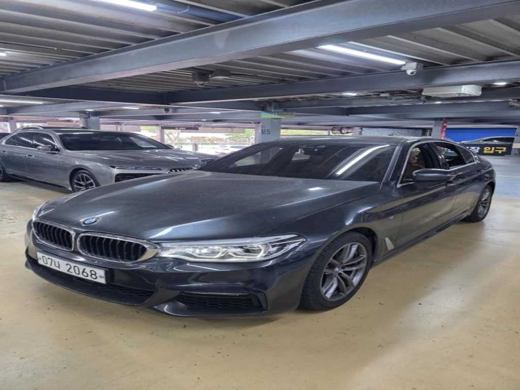BMW 5 Series - Vista 2