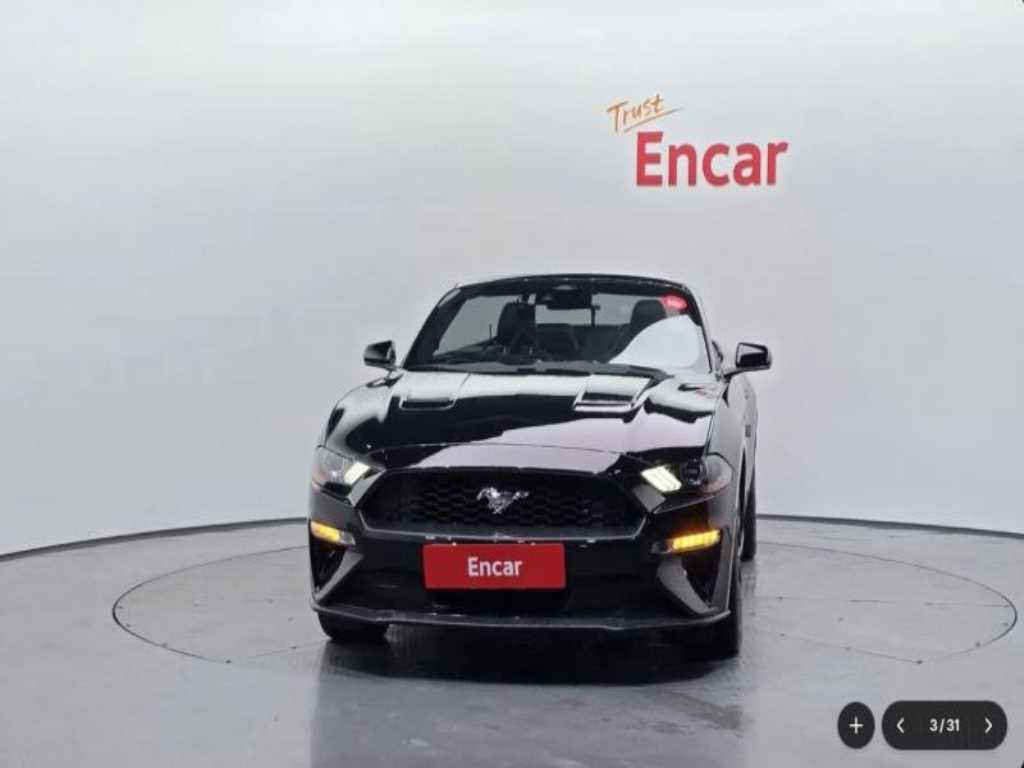 Ford Mustang - Vista 3