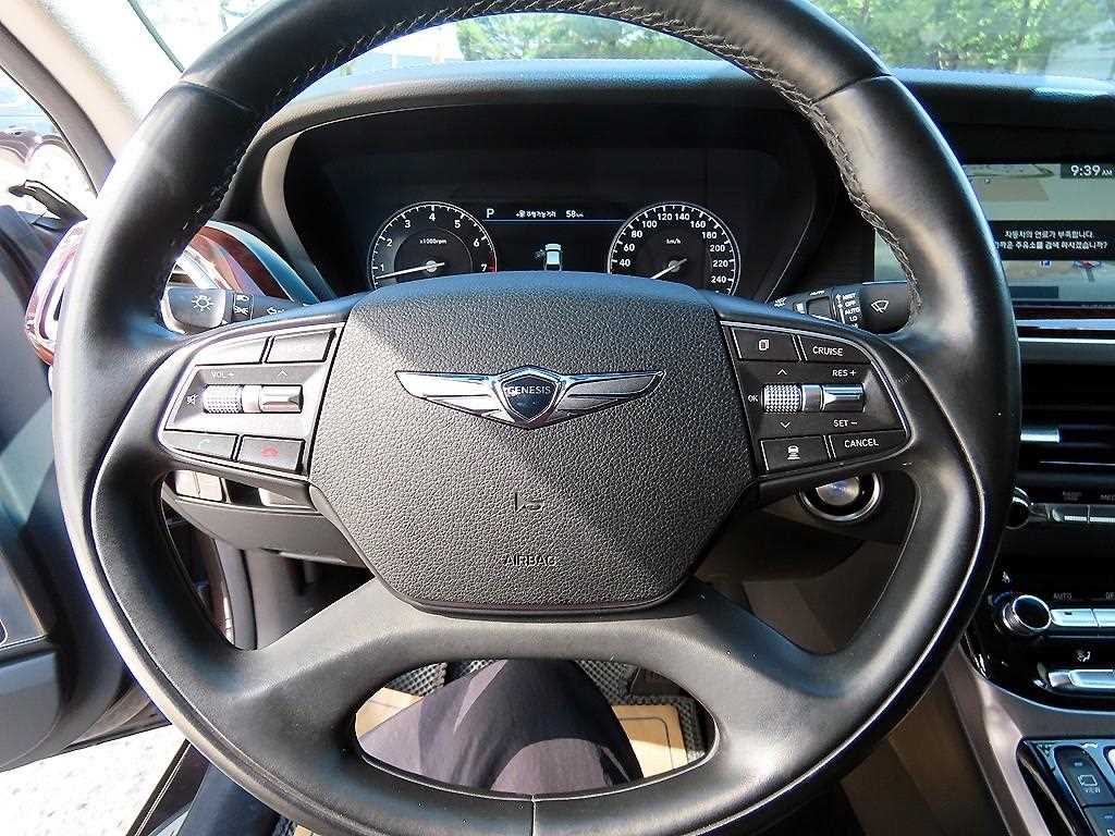 Genesis EQ900 - Vista 8