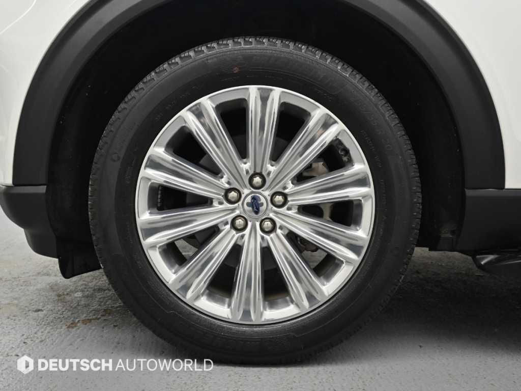 Ford Explorer - Vista 5