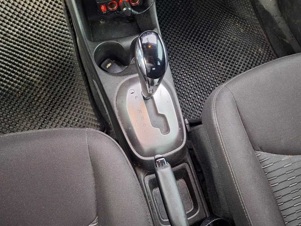 Chevrolet Spark - Vista 8