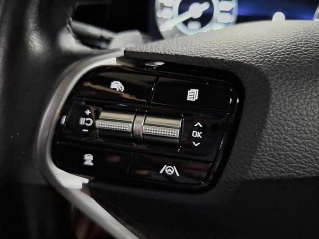 KIA K8 - Vista 11