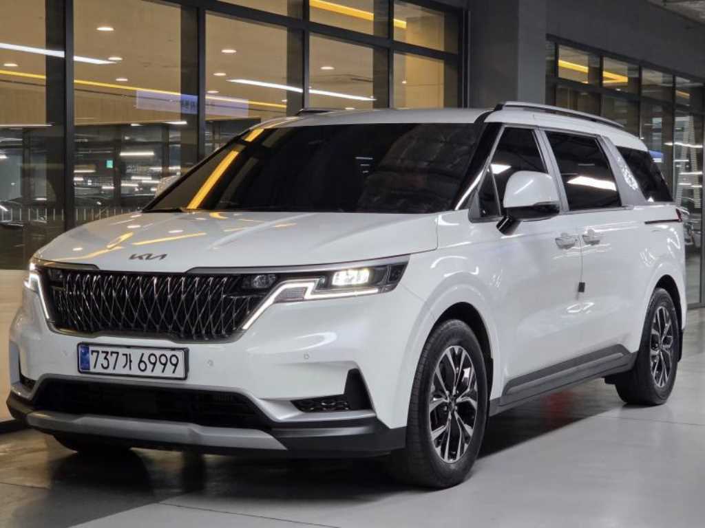 KIA Carnival 2023 Blanco - Importación desde Corea - HF Imports Iquique - Foto 1