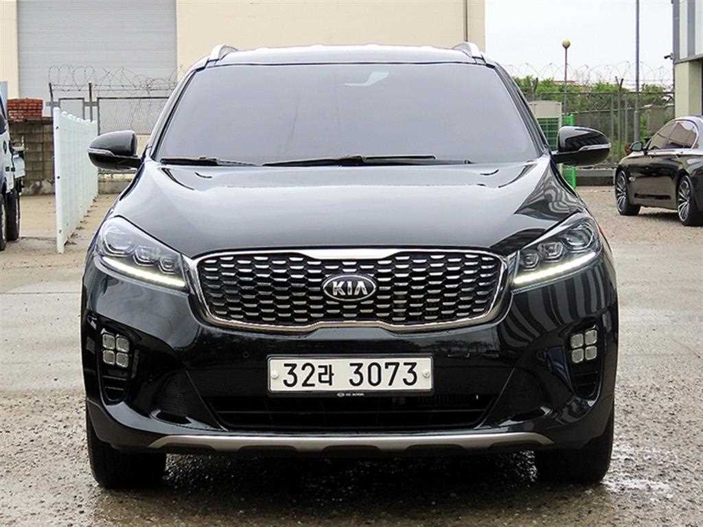 KIA Sorento 2018 Negro - Importación desde Corea - HF Imports Iquique - Foto 1