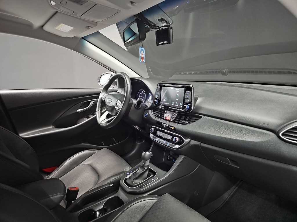 HYUNDAI i30 2018 Blanco - Importación desde Corea - HF Imports Iquique - Foto 18