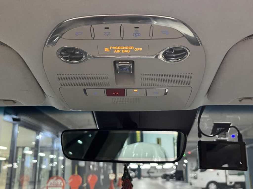 HYUNDAI Grandeur - Vista 9