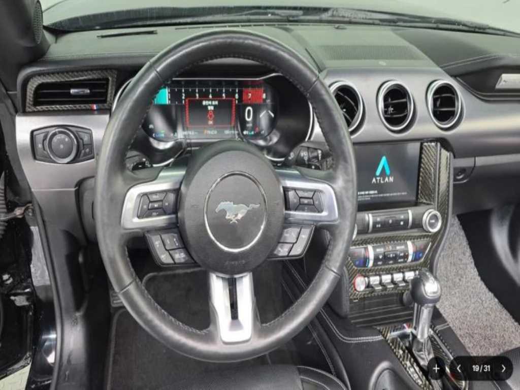 Ford Mustang - Vista 6