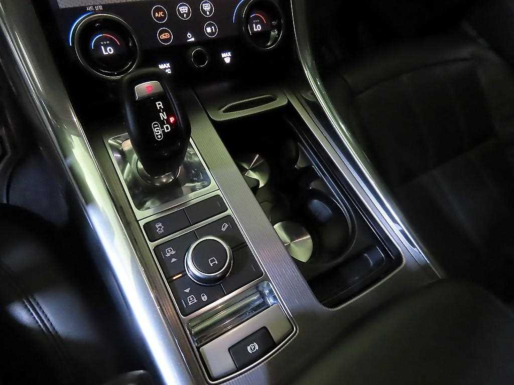 Land Rover Range Rover Sports - Vista 12