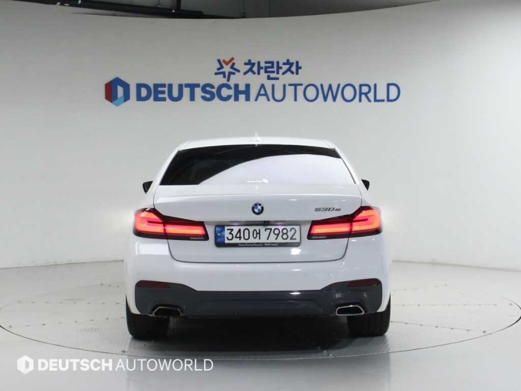 BMW 5 Series - Vista 4
