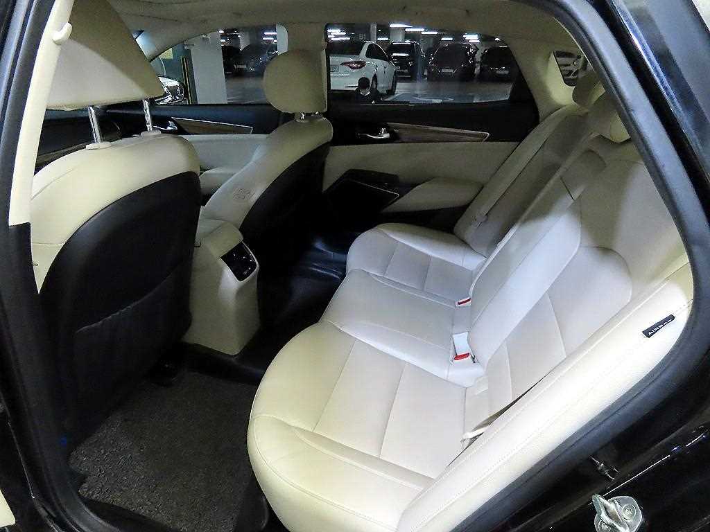 KIA K7 - Vista 7