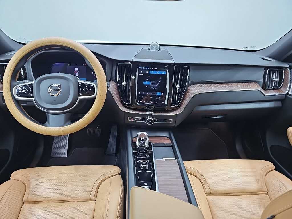 Volvo XC60 - Vista 7
