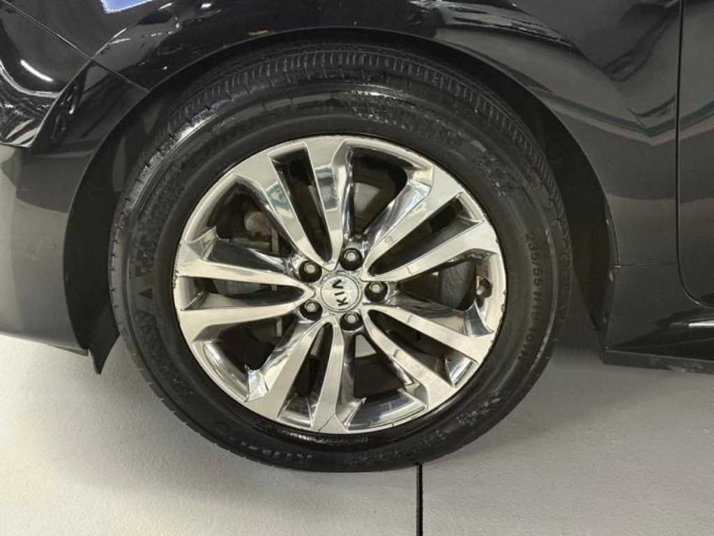 KIA Carnival - Vista 7