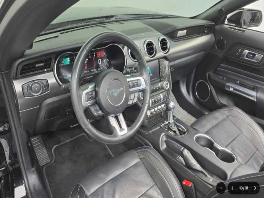 Ford Mustang - Vista 8