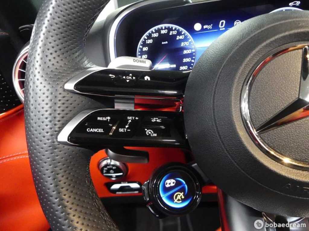 Mercedes Benz SL Class - Vista 9