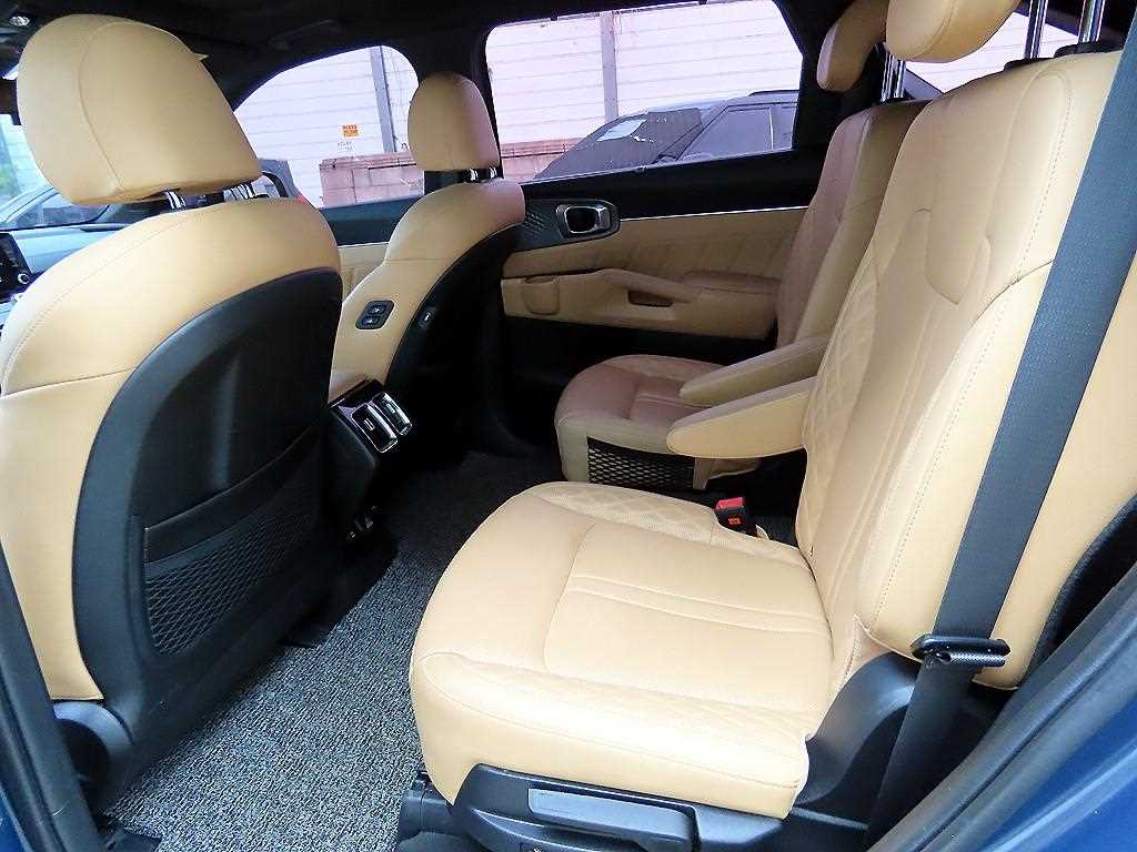 KIA Sorento - Vista 6