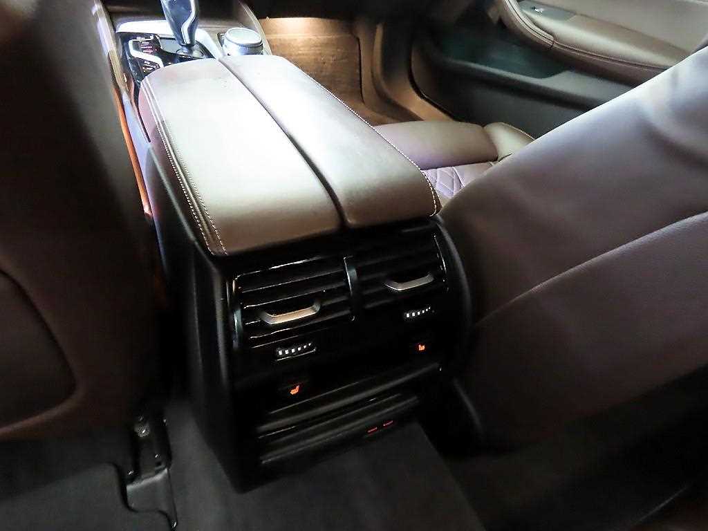 BMW 5 Series 2021 Blanco - Importación desde Corea - HF Imports Iquique - Foto 16