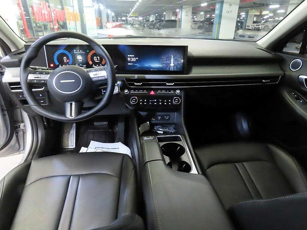 HYUNDAI Sonata - Vista 9