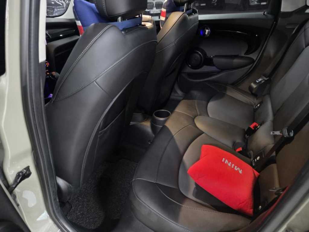 Mini Cooper - Vista 6