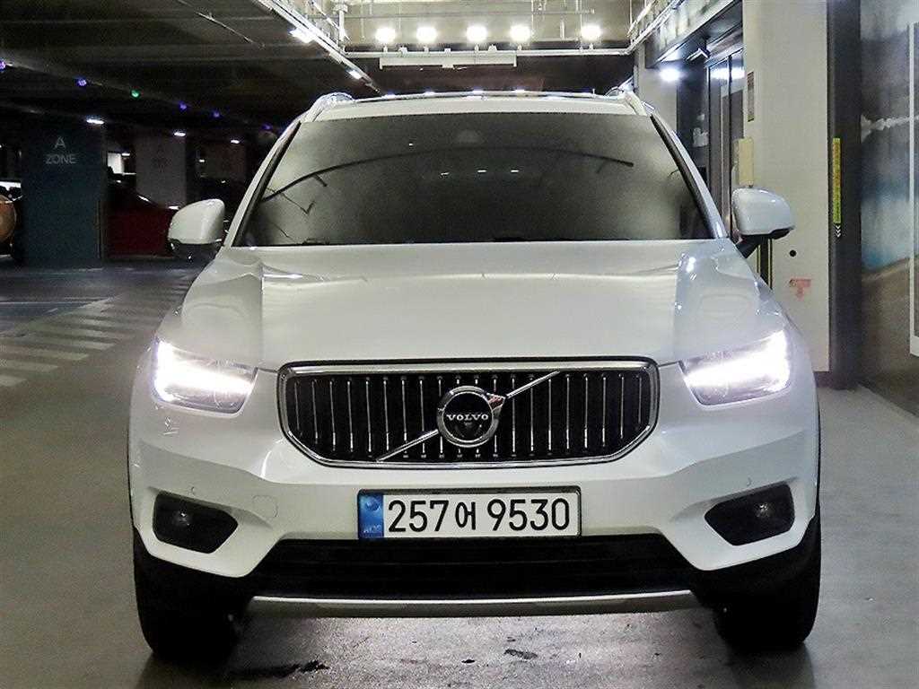 Volvo XC40 - Vista 2