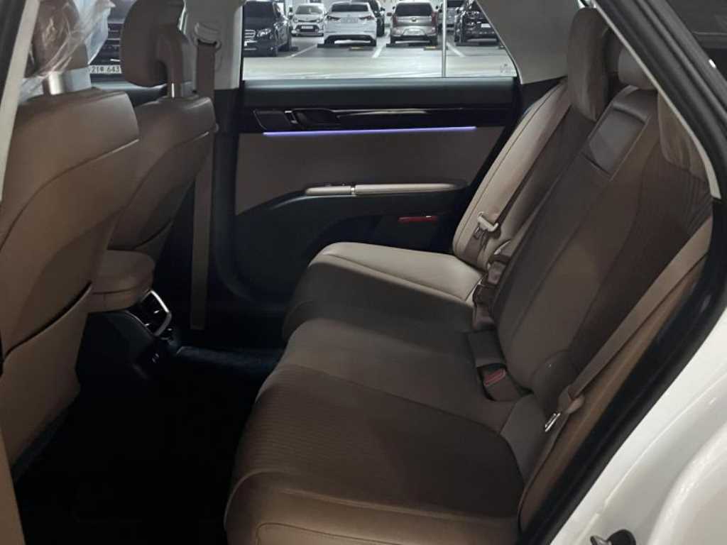 HYUNDAI Grandeur - Vista 8