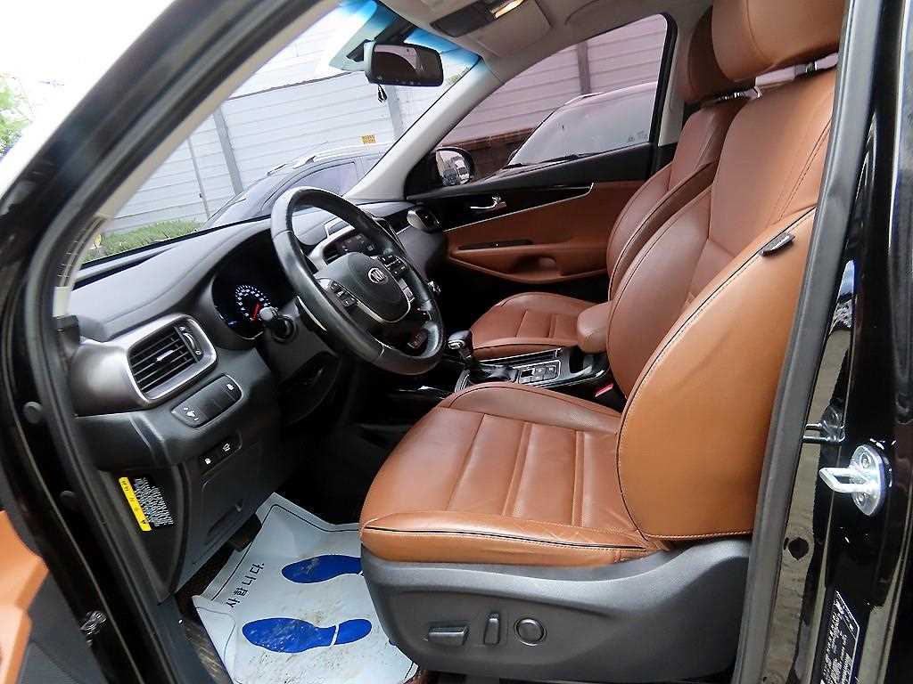 KIA Sorento - Vista 5