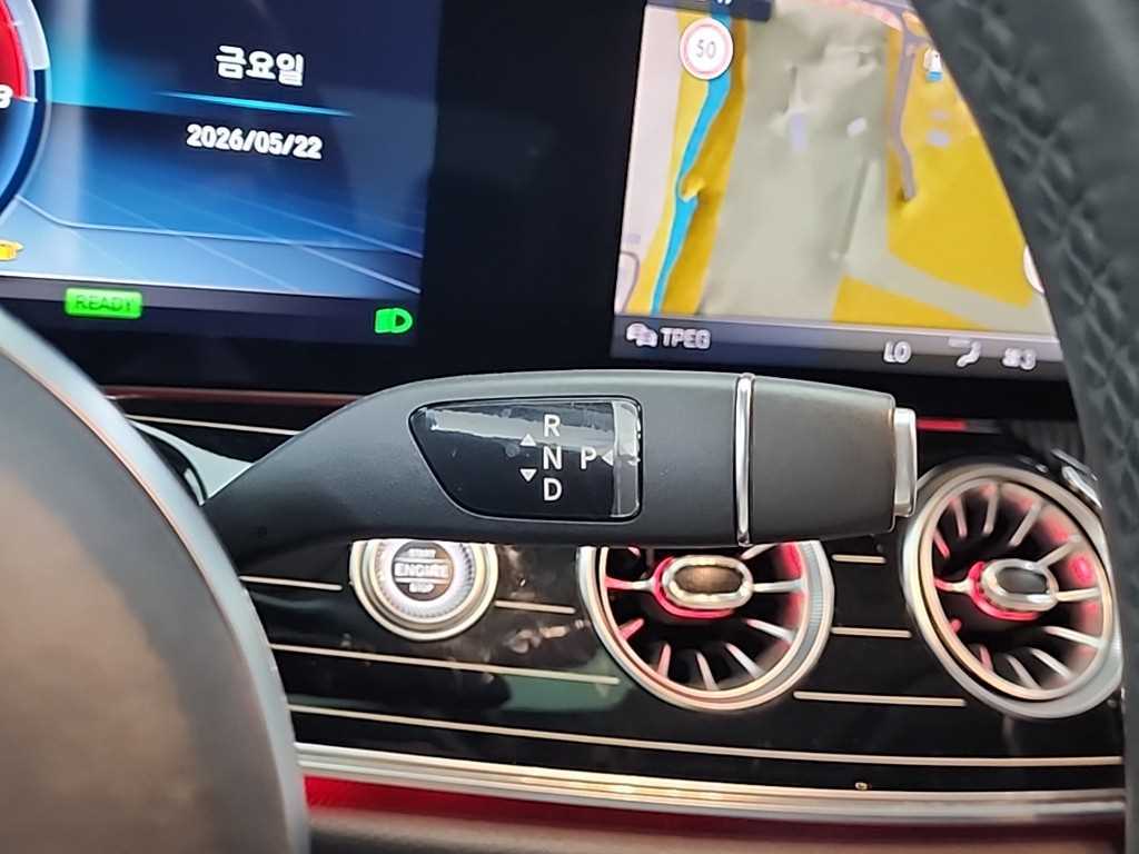 Mercedes Benz CLS Class - Vista 8
