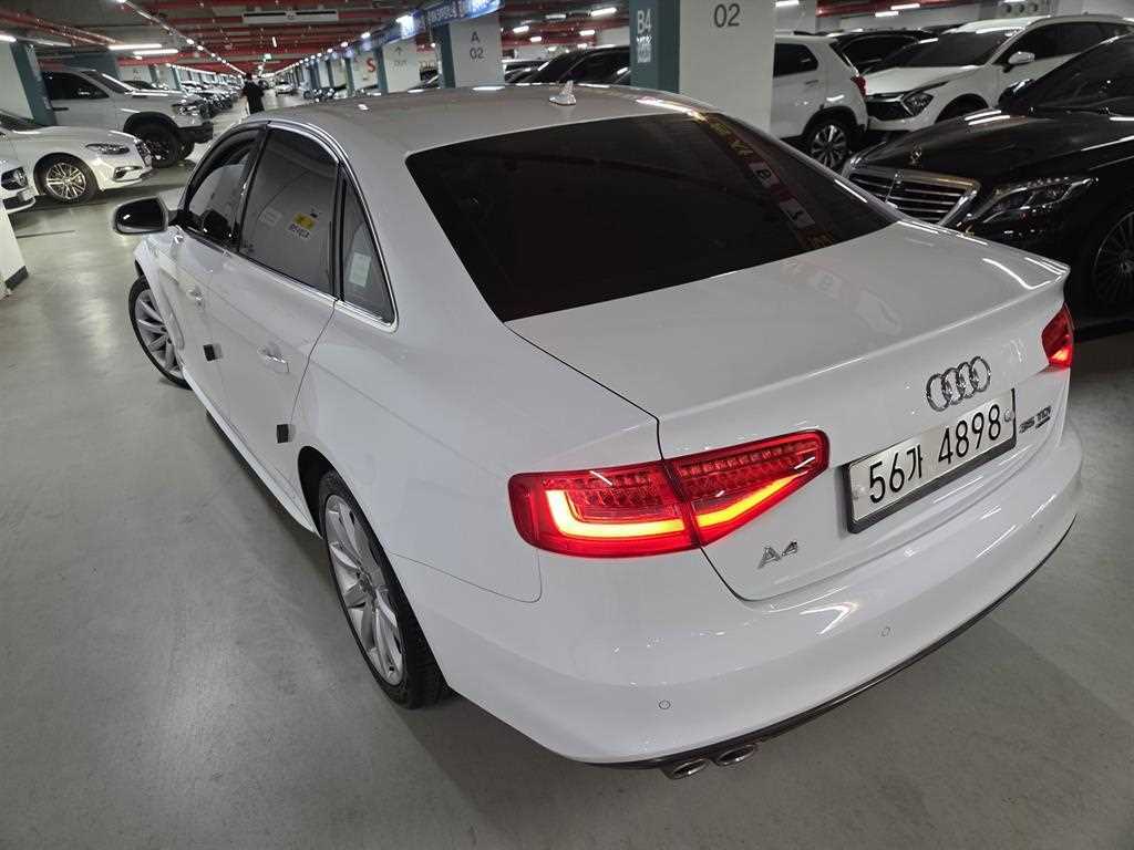 Audi A4 - Vista 4