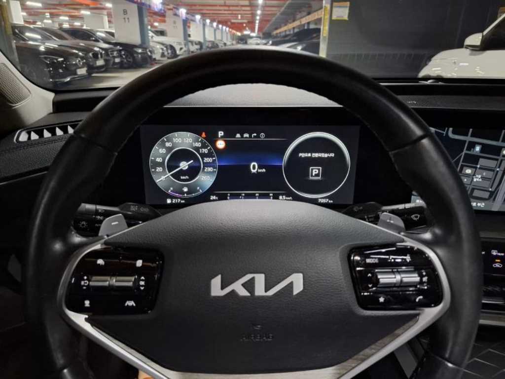 KIA K8 - Vista 12