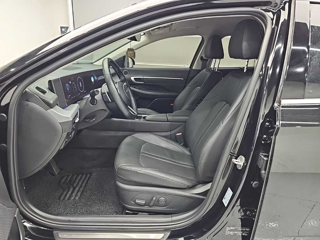 HYUNDAI Sonata - Vista 11