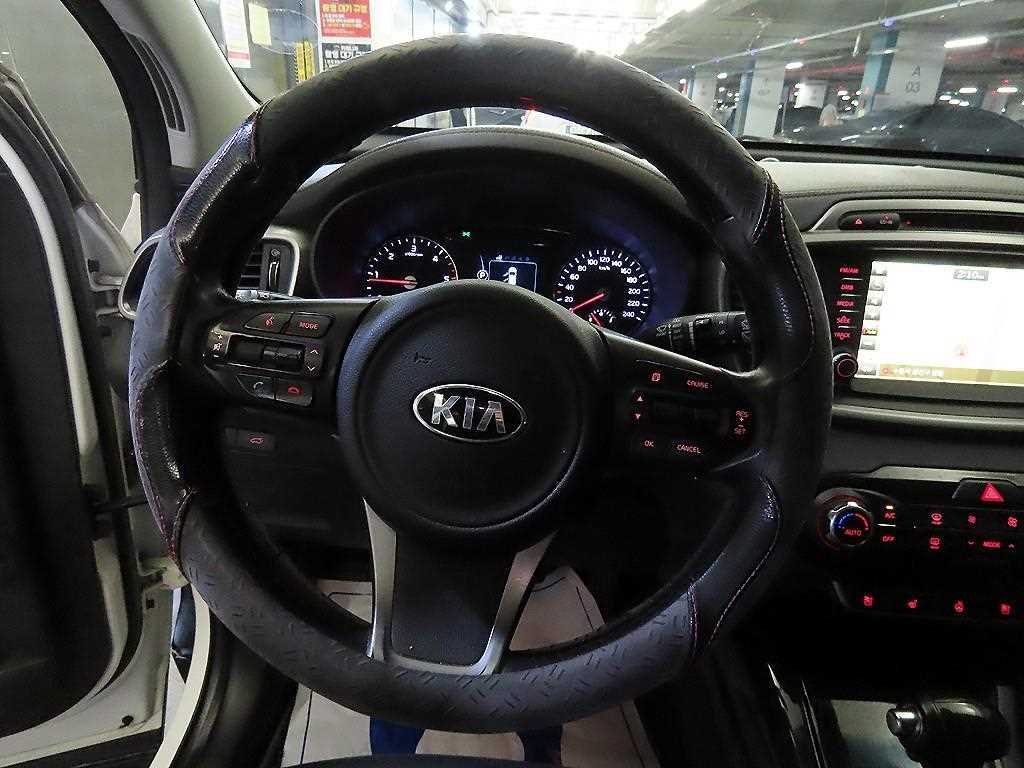 KIA Sorento - Vista 8
