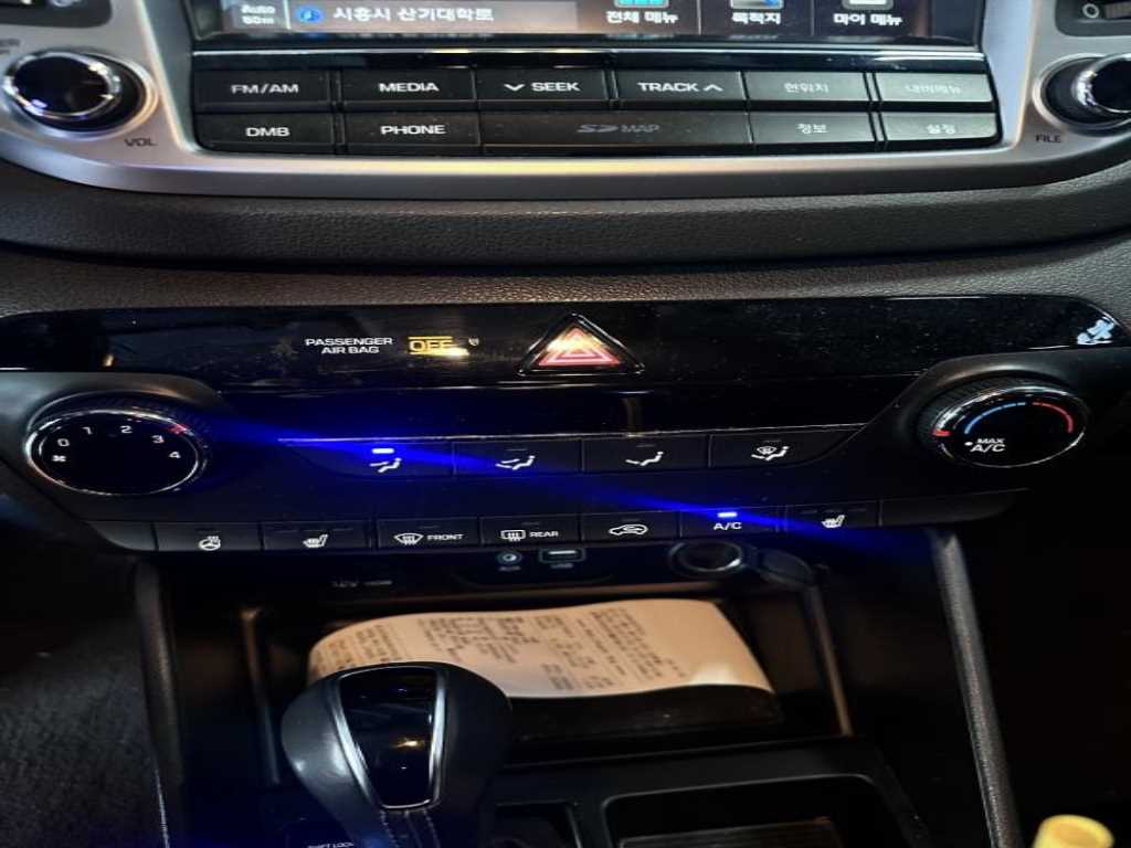 HYUNDAI Tucson - Vista 7