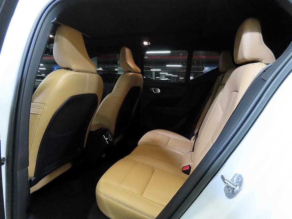 Volvo XC40 - Vista 7
