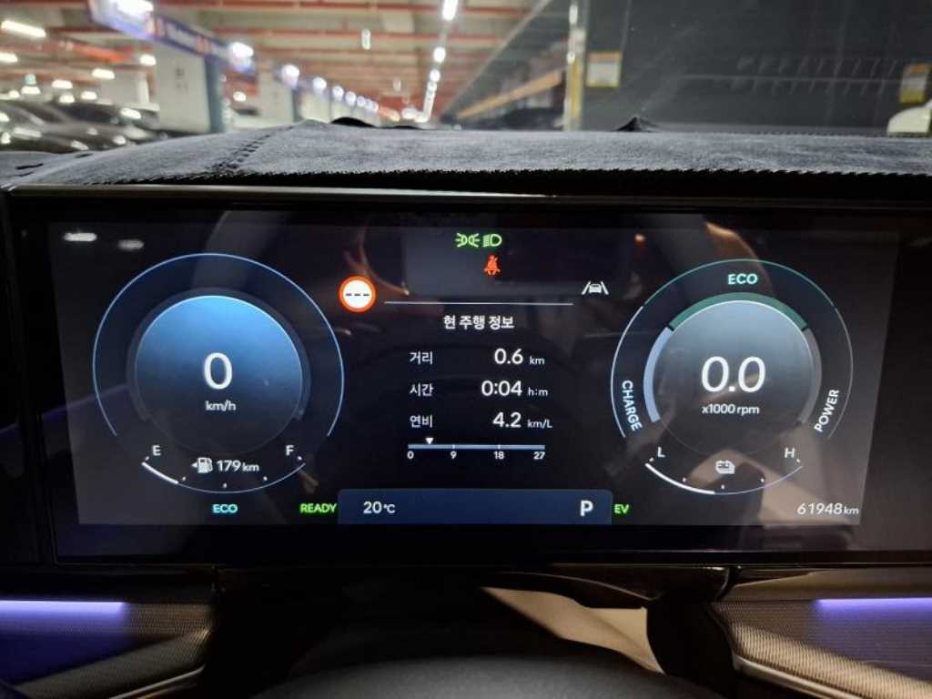 HYUNDAI Grandeur - Vista 8