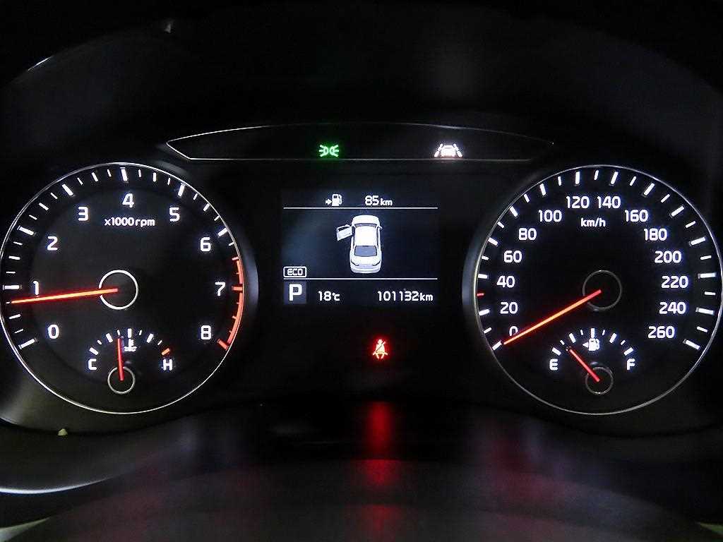 KIA K7 - Vista 9