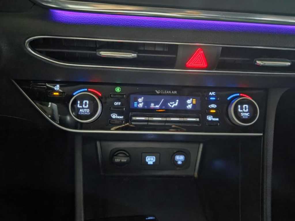 HYUNDAI Sonata - Vista 9