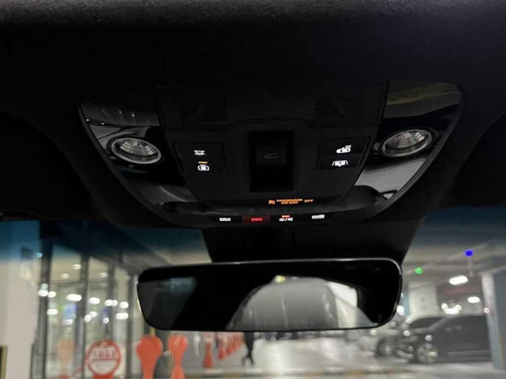 KIA K8 - Vista 9
