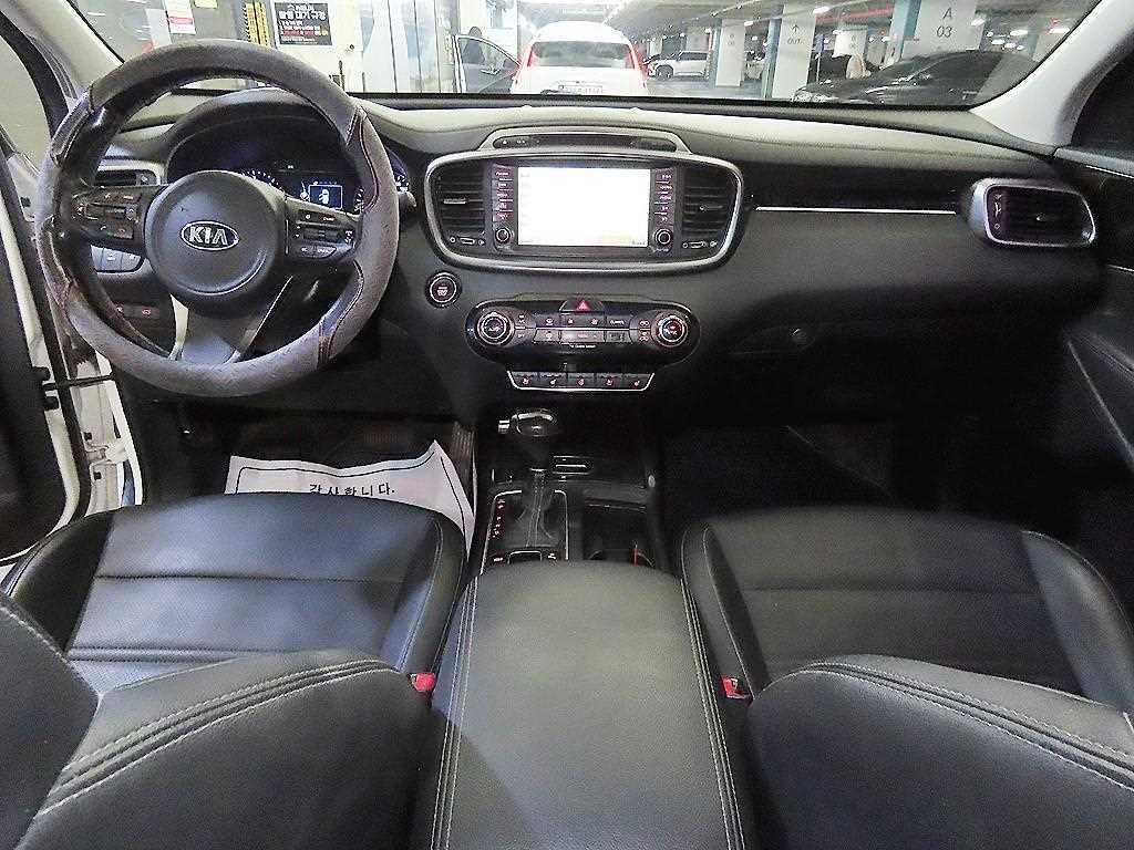 KIA Sorento - Vista 10