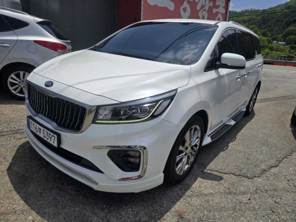 KIA Carnival - Vista 2