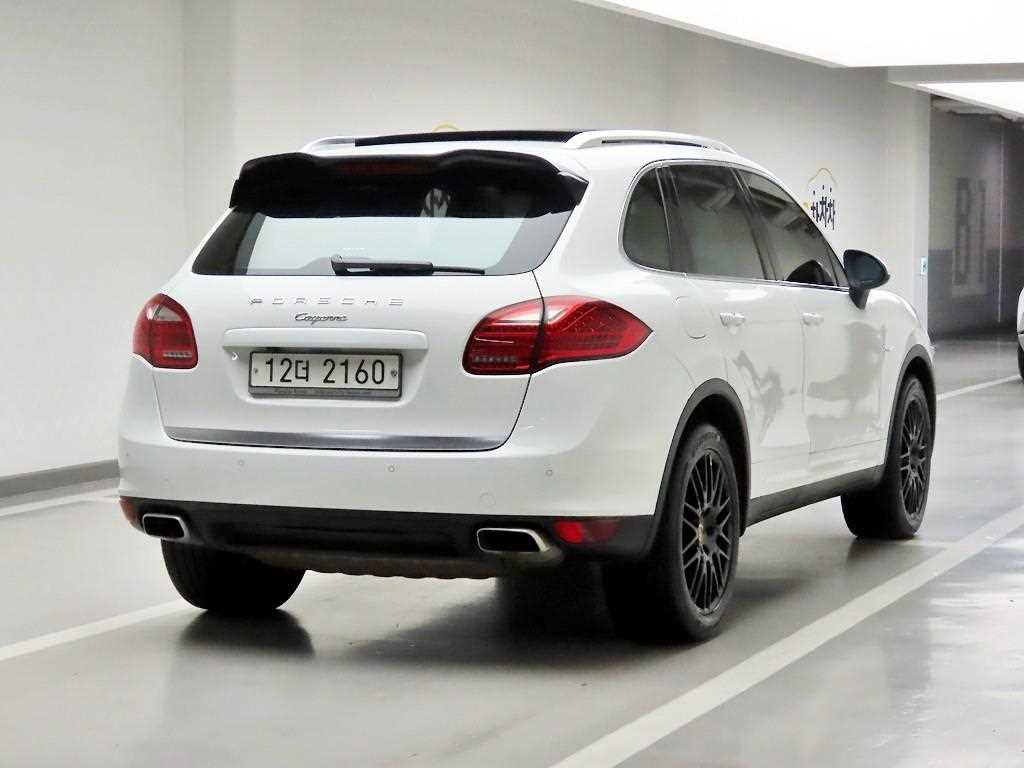 Porsche Cayenne - Vista 4