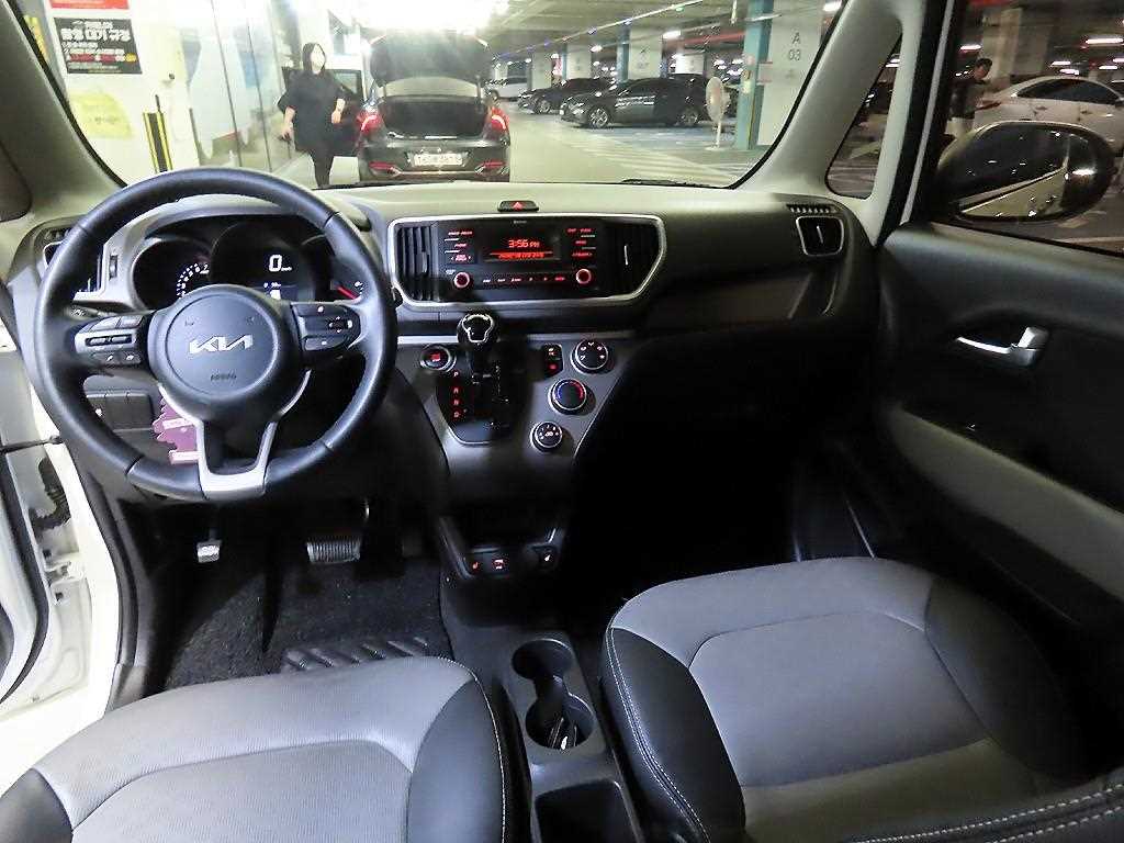 KIA Ray - Vista 10