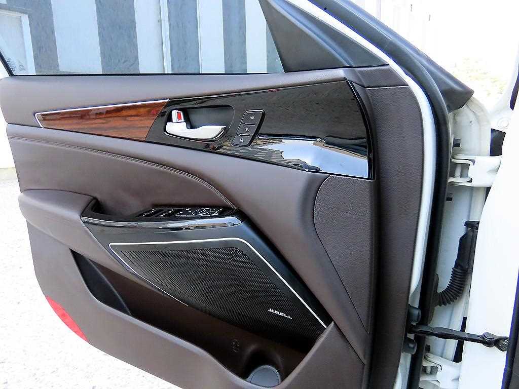 KIA K7 - Vista 12