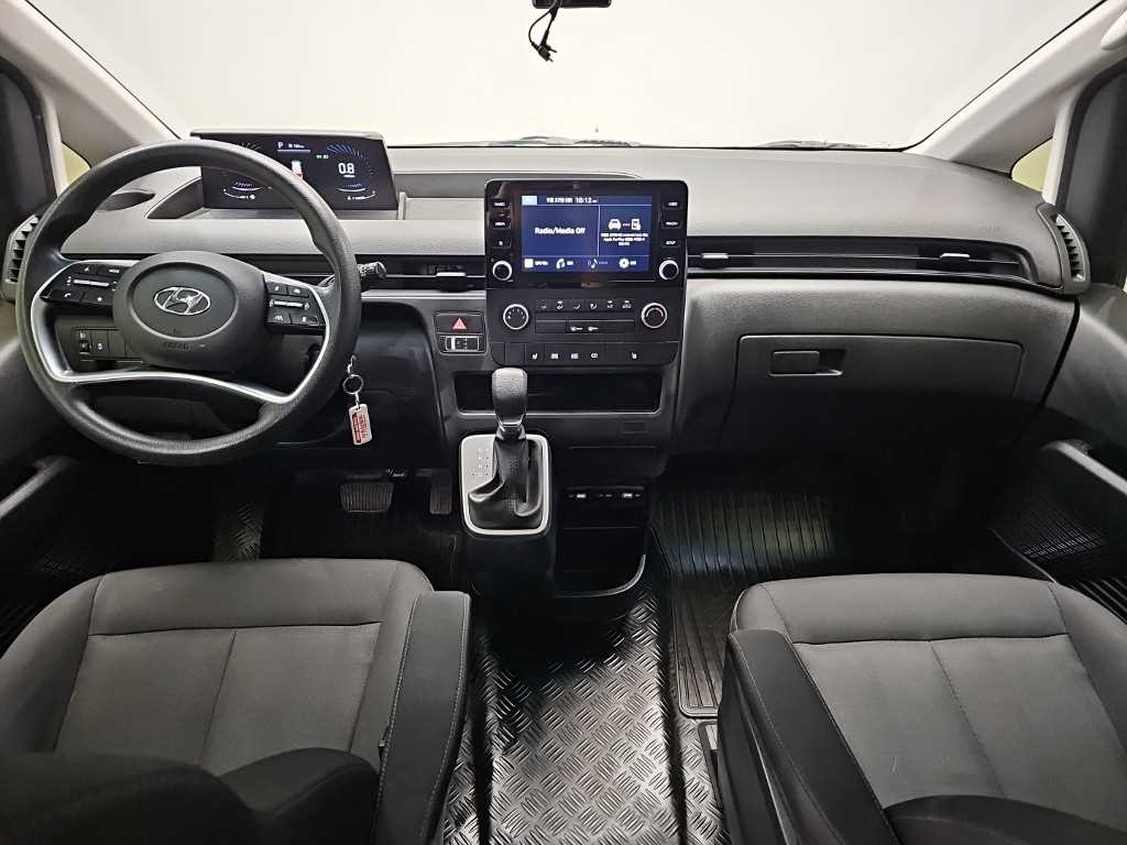 HYUNDAI Staria - Vista 7