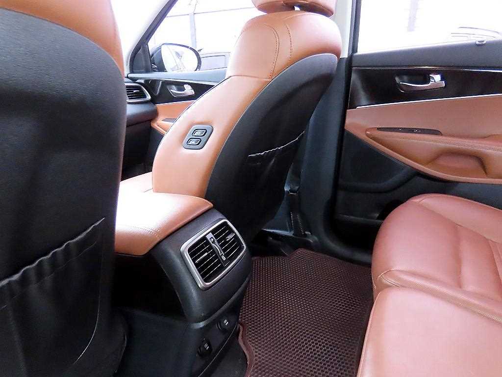 KIA Sorento 2018 Negro - Importación desde Corea - HF Imports Iquique - Foto 16